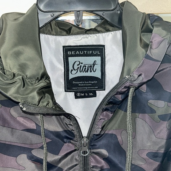 BEAUTIFUL GIANT - GREEN & CAMO WIND/RAIN JACKET - Picture 3 of 5